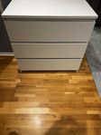 Ikea malm 3 lådor byrå