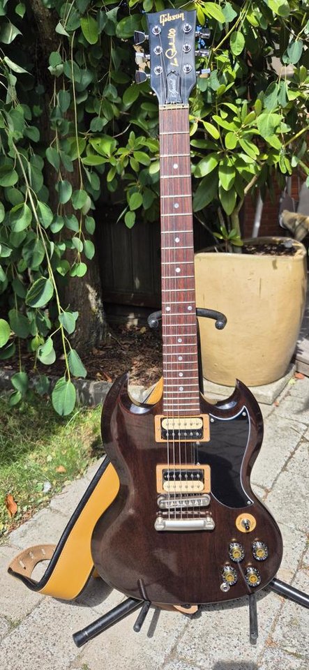 Gibson SG Special 2015 med lo...