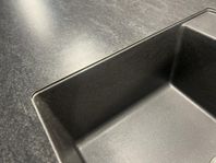 Epoq diskbänk med svart diksho