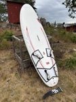 F2 Stoke 156l - freeride bräda + mastfot och choco fena