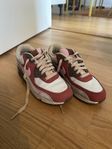Nike air