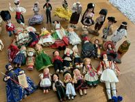 Dockor från hela världen i folkdräkter 33 st