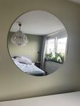 Spegel 110 cm i diameter