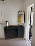 Mycket fint,smidigt sideboard,nyckelskåp till ex hallen