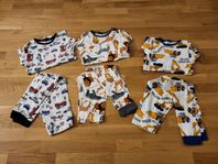 Klädpaket pyjamas pojke strl 134/140 mycket fint skick