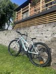 Yosemite cykel 24” tum - blå & vit