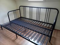 Förlängningsbar säng och soffa