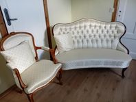 Antik soffa och stol i vit färg