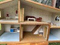 Lundby dockhus/dockskåp