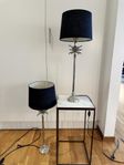 Sängbord i marmor + 2 stilrena lampor