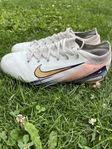 Nike Mercurial fotbollsskor(strl 38,5)