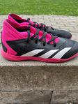 Adidas Predator inomhusskor 