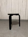 artek pall 60 svart