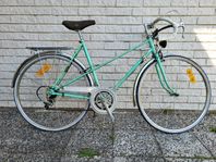 Crescent 304