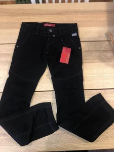 Svarta jeans