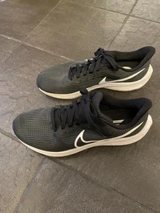 Nike löpskor strlk 47