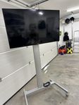 tv-stativ med Samsung 46 tum tv