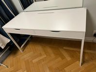 IKEA ALEX skrivbord – i nyskick!