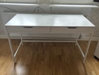 Skrivbord Alex från IKEA