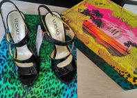 Versace x H&M Sandaler, storlek 39