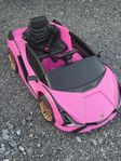 Rosa Lamborghini elbil för barn i nyskick 