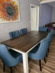Bord och 8 stolar