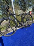 Cykel Mountainbike / 28 tum / 24 vxl skivbromsar 