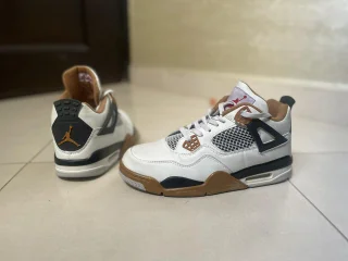 Nike Air Jordan Retro 4