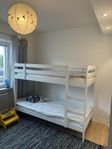 Våningssäng (ikea Mydal) + 2 madrasser