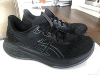 ASICS LÖPARSKOR i mycket gott skick