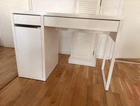 Skrivbord