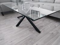 Stilrent soffbord i glas – 130x70 cm