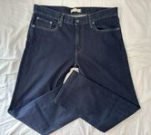 Uniqlo blåa jeans, storlek 33 helt ny