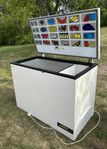 2 st äldre frysboxar