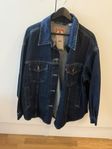 Levi’s herr jeansjacka – helt ny med etikett, stl L