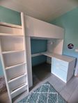 Småstad IKEA loftsäng med skrivbord