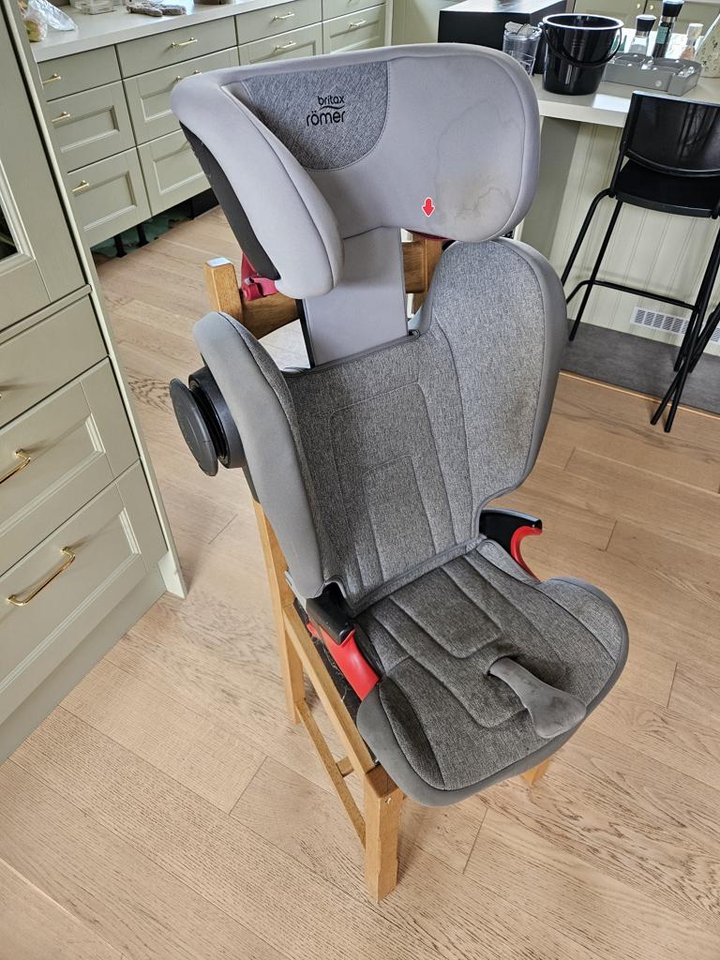 Britax KidFix2S