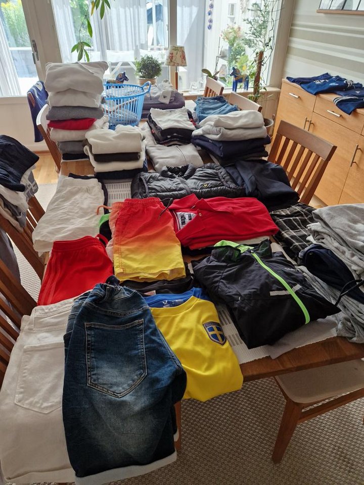 Stort begagnat klädpaket för ...