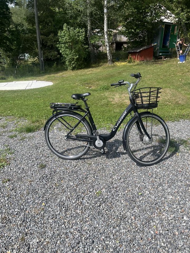 Crescent elcykel med 3 växlar
