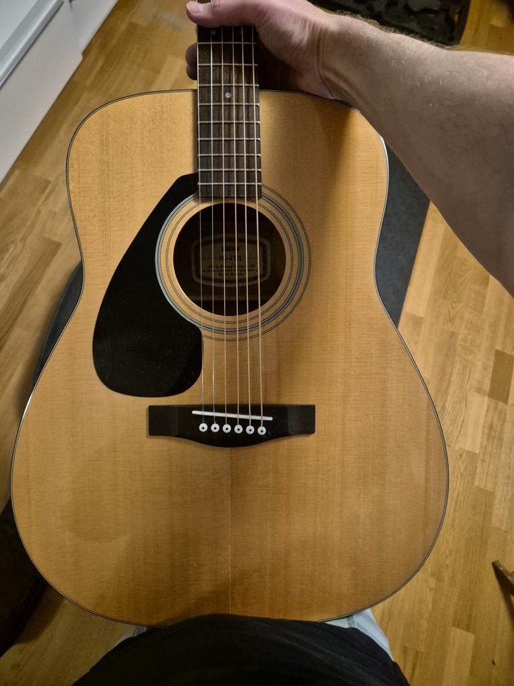 Yamaha FG 412-L (vänsterhänt)