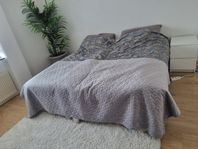 ställbar säng 180