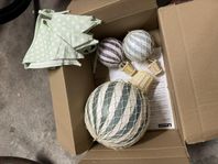 Dekorativa luftballonger för barnrum