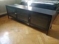 Tv-bänk