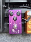 Suhr Riot v1