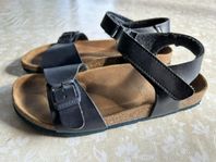 Jongens sandalen maat 37