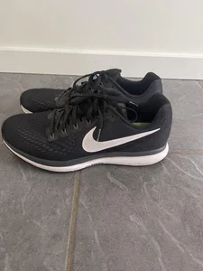 Nike Zoom Pegasus 34 storlek 44