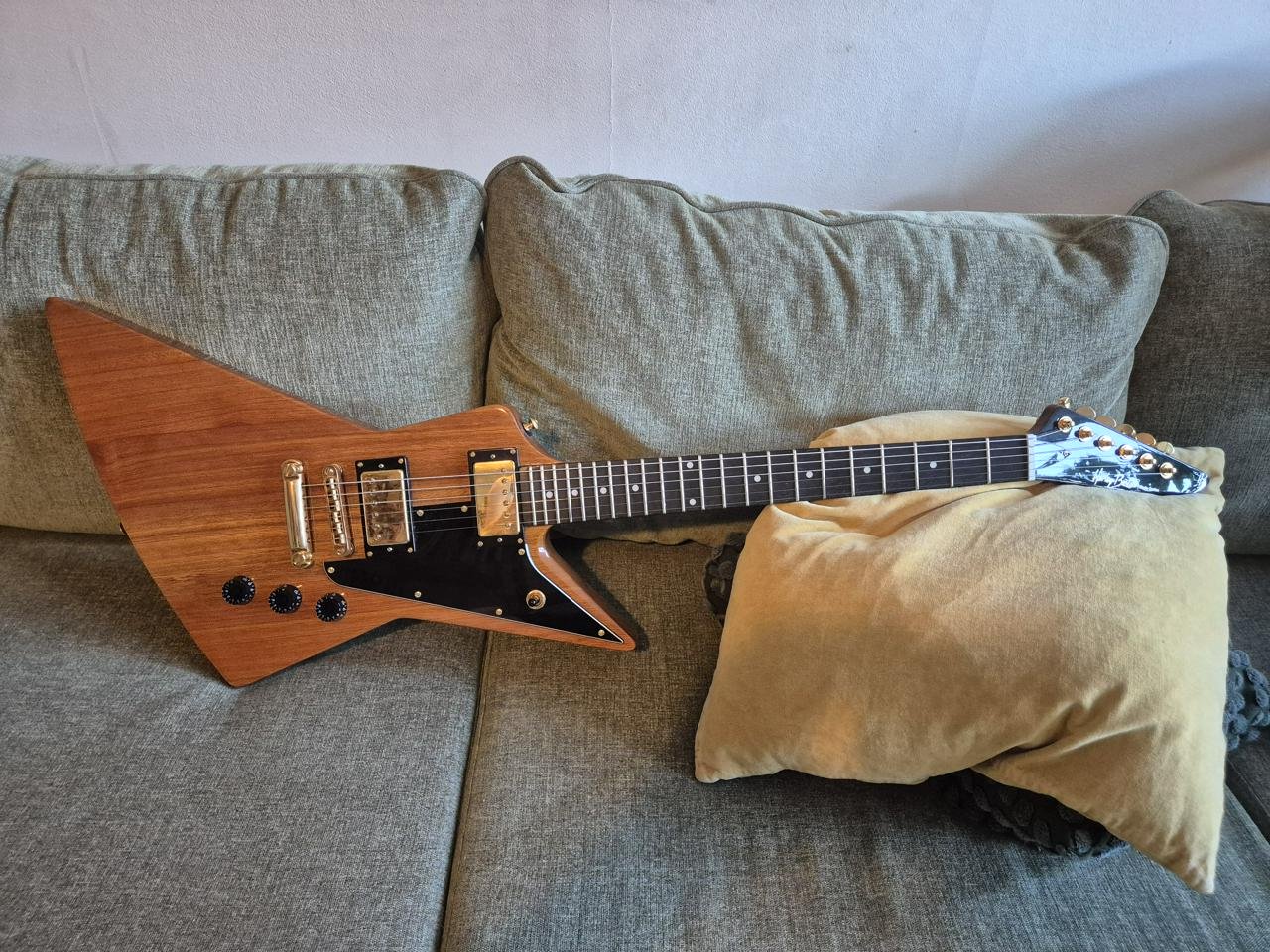 Kramer / Explorer / Tele