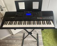 Yamaha PSR-E453