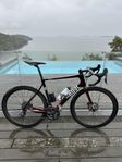 Rose Xeon CDX / 57 CM / Ultegra / Kolfiber / Nyservad 
