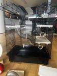 Fin Hamsterbur med diverse tillbehör 